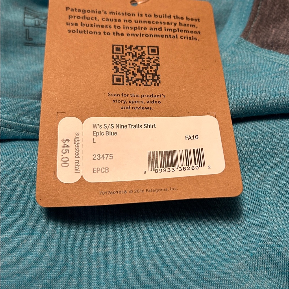 Patagonia Teal and Charcoal Short Sleeve Tee - Picture 7 of 10